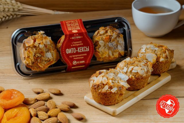 «ФИТО – КЕКСЫ» с курагой и лепестками миндаля